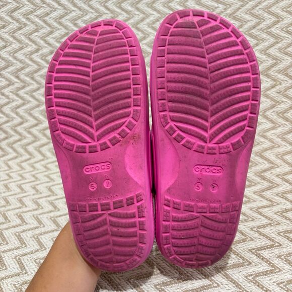 Crocs Classic Slide Sandals - Picture 7 of 7